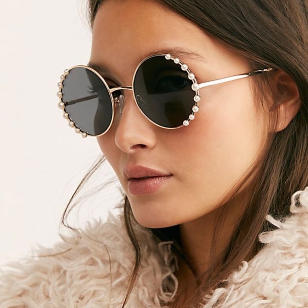 Gabriella Pearl SUNGLASSES Round Sunnies NEW